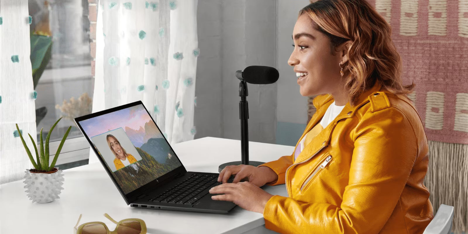 Content creator working on an HP laptop